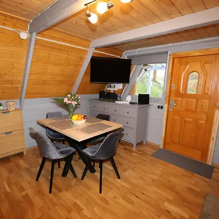 Chalet U Bogatki Glamping & To Klimatyczny, Drewniany Dla Maksymalnie 7 Osob Z Kapielami I Zabiegami Termalnym Spa, Polozony, W Lesie Niedaleko Jeziora Roznowskiego Grodek Nad Dunajcem, Idealny Na Relaks W Otoczeniu Natury