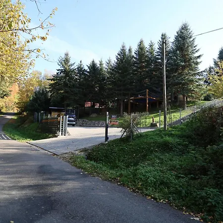 U Bogatki Glamping & To Klimatyczny, Drewniany Dla Maksymalnie 7 Osob Z Kapielami I Zabiegami Termalnym Spa, Polozony, W Lesie Niedaleko Jeziora Roznowskiego Grodek Nad Dunajcem, Idealny Na Relaks W Otoczeniu Natury Chalet *