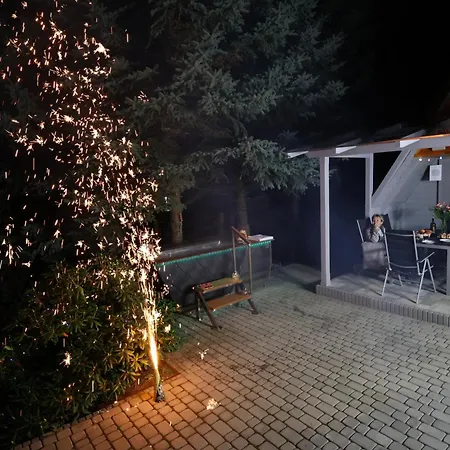 U Bogatki Glamping & To Klimatyczny, Drewniany Dla Maksymalnie 7 Osob Z Kapielami I Zabiegami Termalnym Spa, Polozony, W Lesie Niedaleko Jeziora Roznowskiego Grodek Nad Dunajcem, Idealny Na Relaks W Otoczeniu Natury *