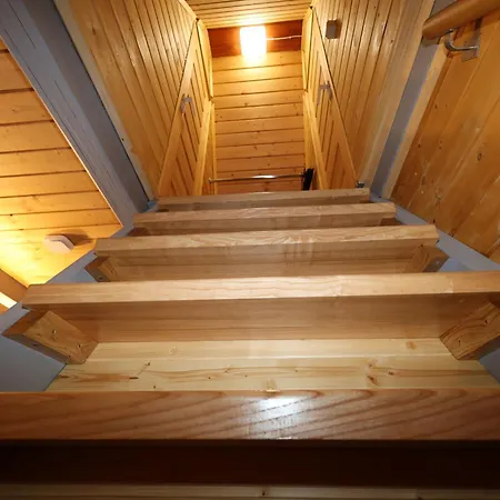 U Bogatki Glamping & To Klimatyczny, Drewniany Dla Maksymalnie 7 Osob Z Kapielami I Zabiegami Termalnym Spa, Polozony, W Lesie Niedaleko Jeziora Roznowskiego Grodek Nad Dunajcem, Idealny Na Relaks W Otoczeniu Natury Grodek Nad Dunajcem